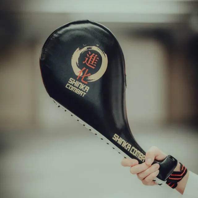 Shinka Combat - Sparkepaddle - Svart/Gull